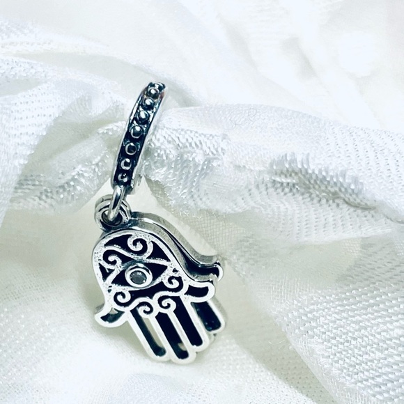 🧿 NWOT Blue Evil Eye Hamsa Hand Charm ✨ - Picture 7 of 12